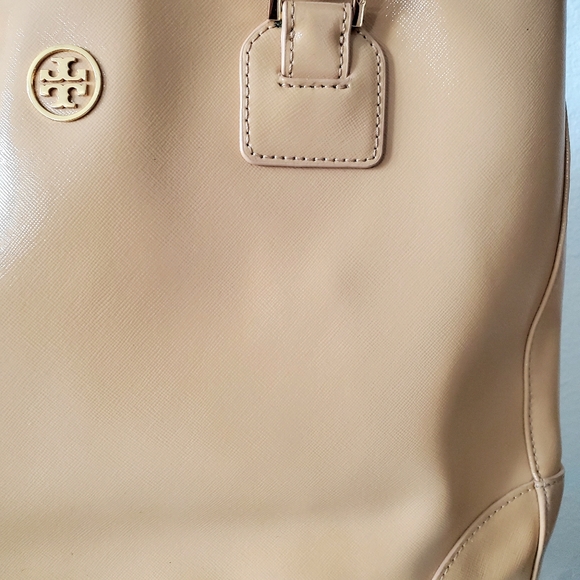 $500 Tory Burch Robinson Glossy Tan Brown Large Satchel Tote bag - Picture 3 of 15